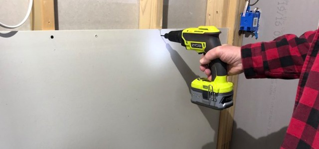 Photo: Ryobi ONE+ Drywall Screw Gun Review – Brushless, Green And Serene