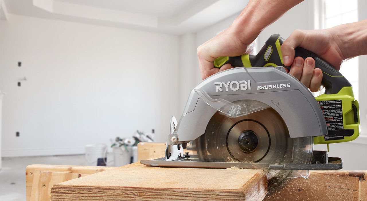 BRUSHLESS 7-1/4 in. CIRCULAR SAW