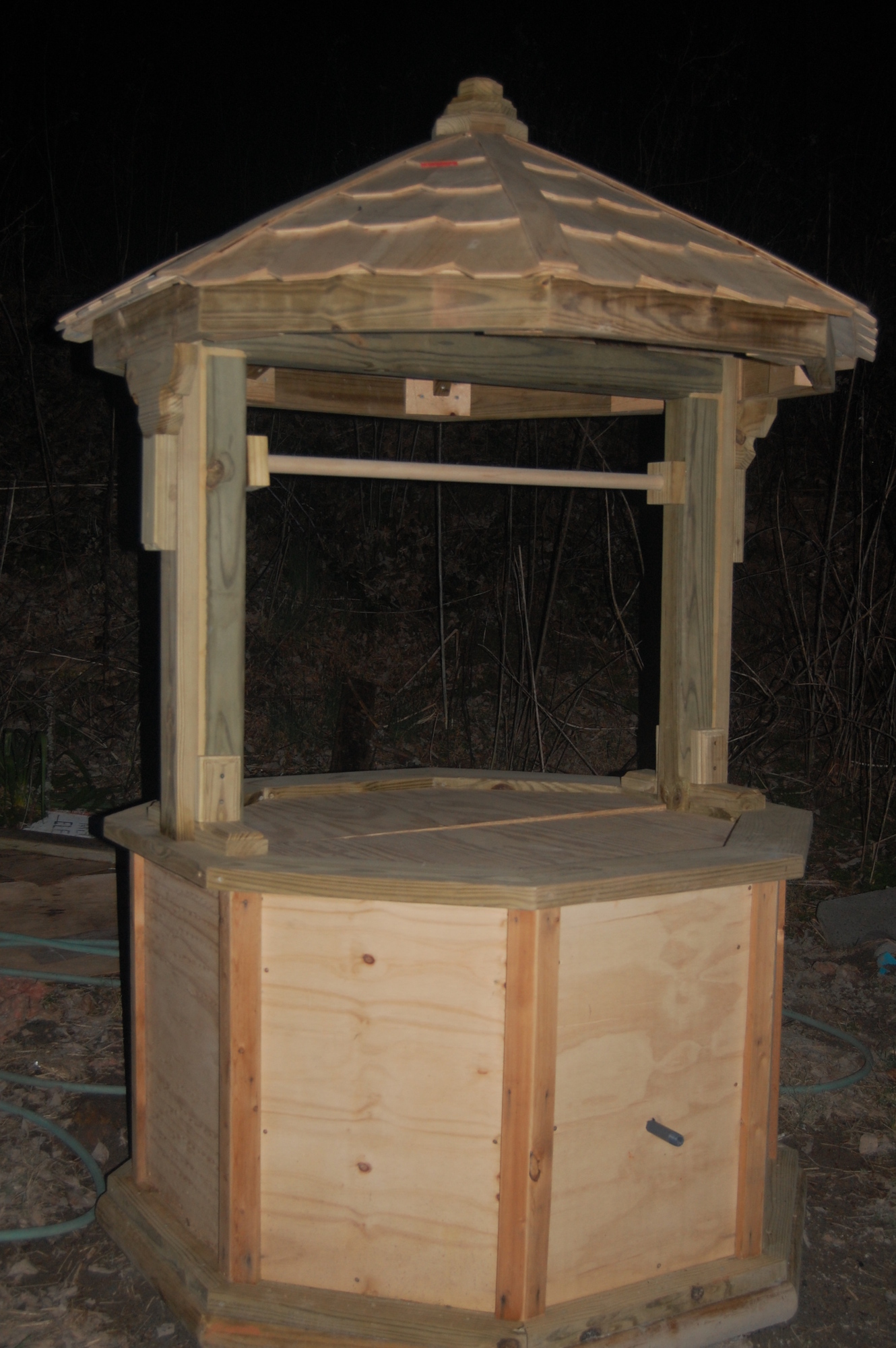 Wishing Well / Well House Cover - RYOBI Nation Projects