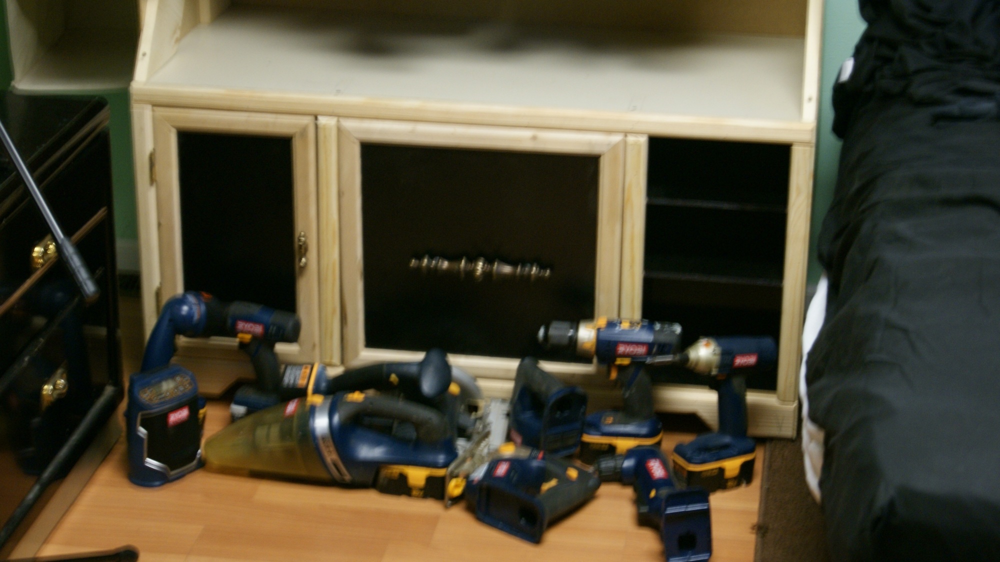 Rolling Armoire RYOBI Nation Projects