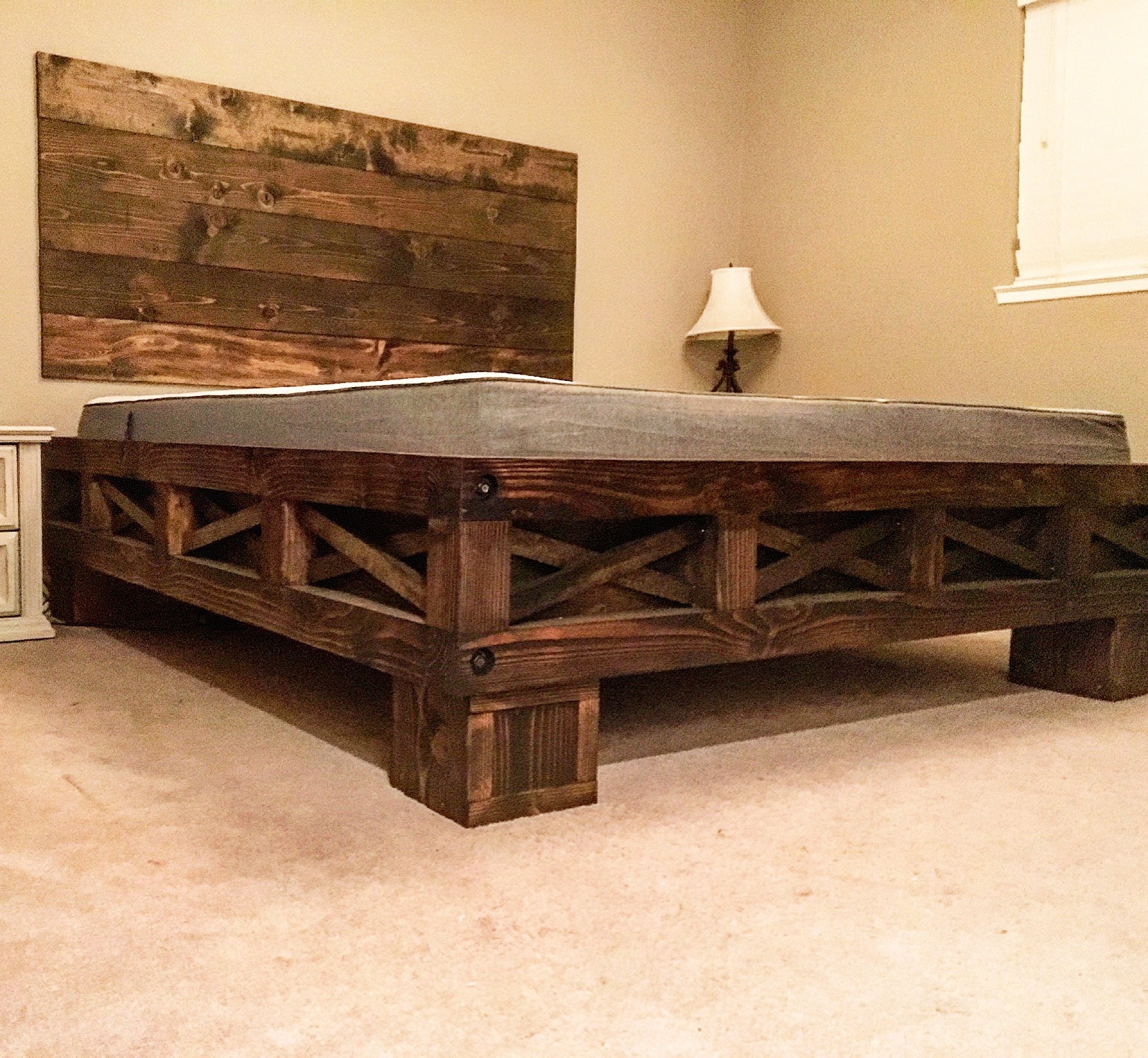 California King Platform Bed Frame Diy - DIY easy king-size platform