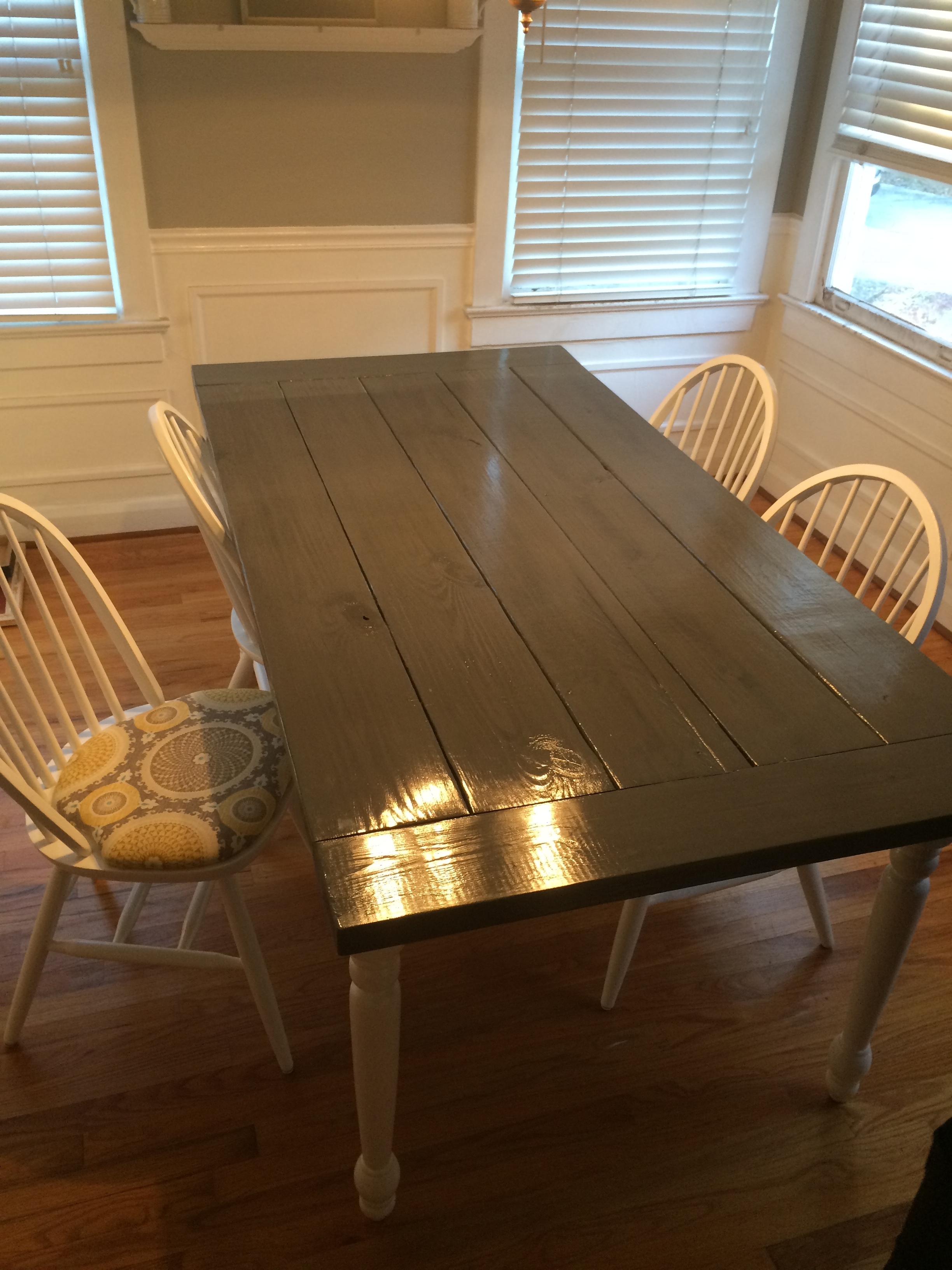Grey Farmhouse Dining Room Table - RYOBI Nation Projects
