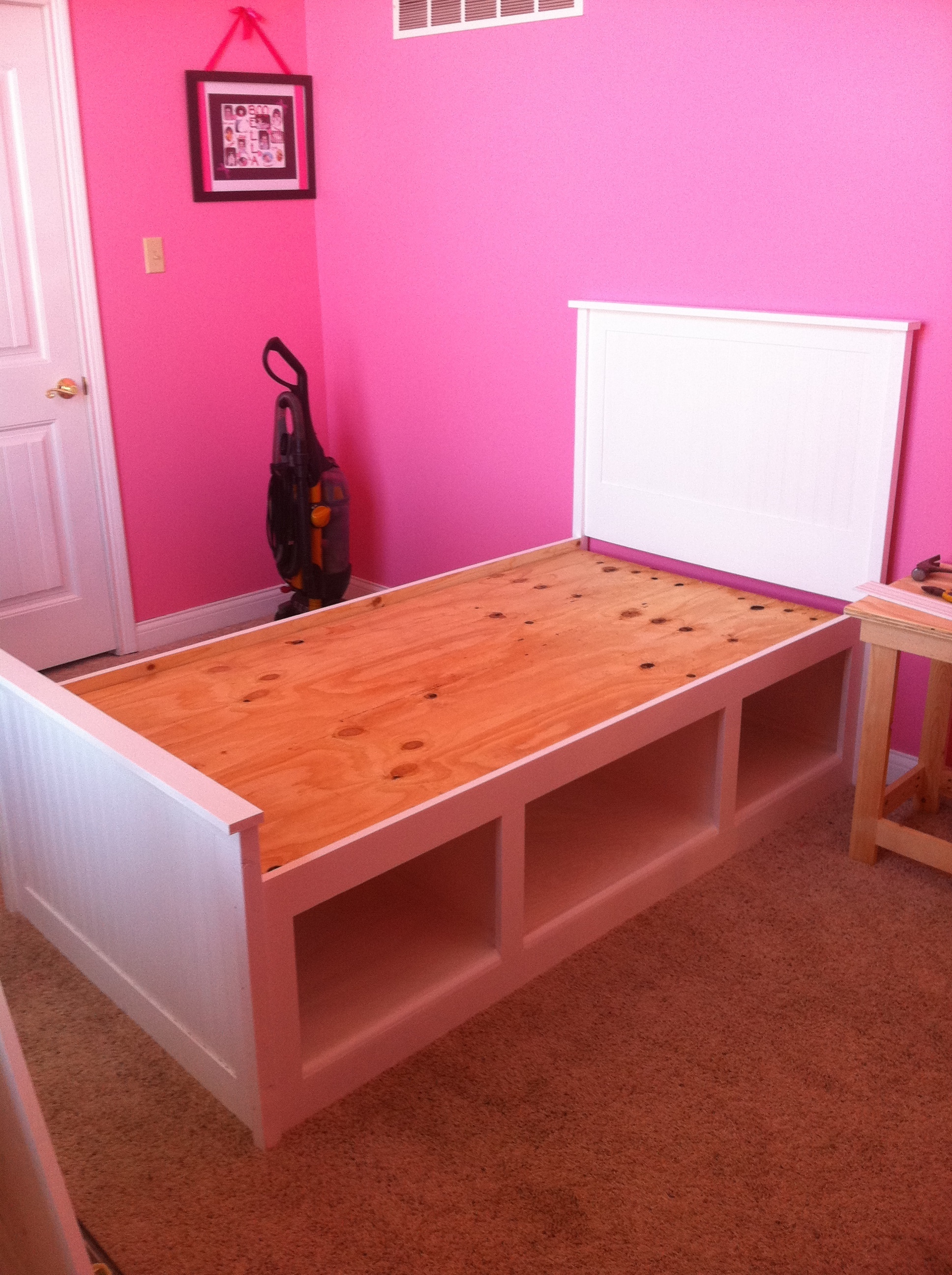 Twin Bed with Storage - RYOBI Nation Projects1936 x 2592