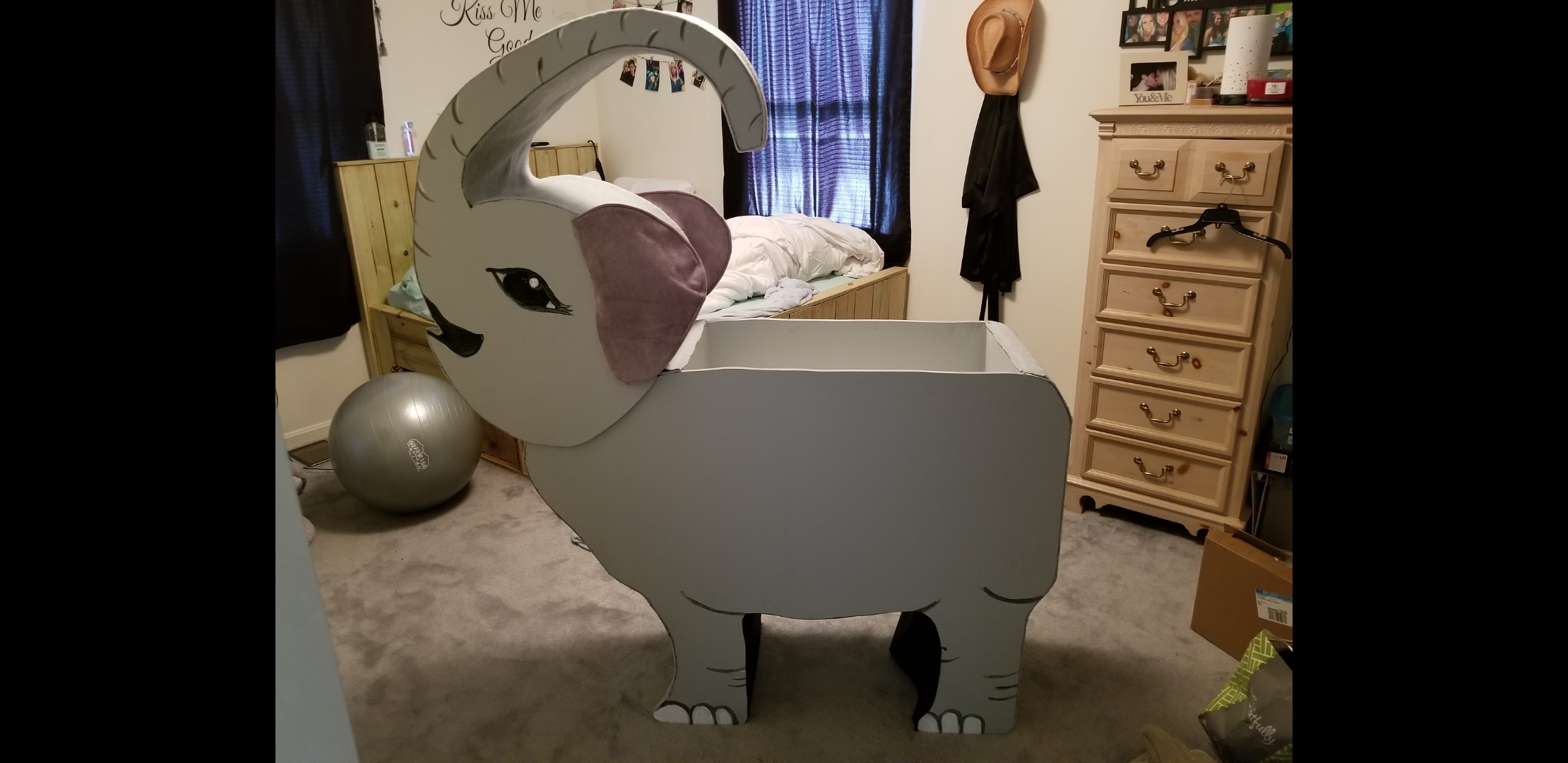 elephant bassinet