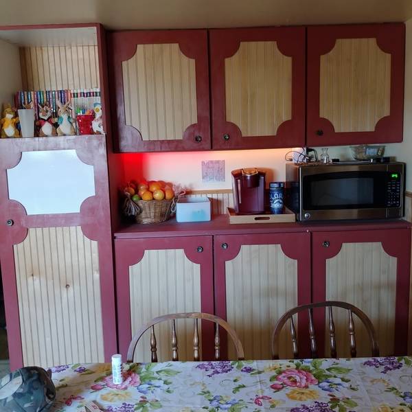 Photo: Kitchen Cabinets