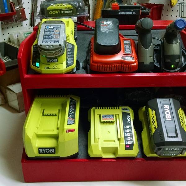 Battery Charge Station RYOBI Nation Projects