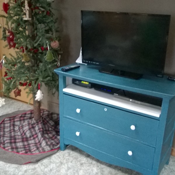 Photo: Up-Cycled TV Stand