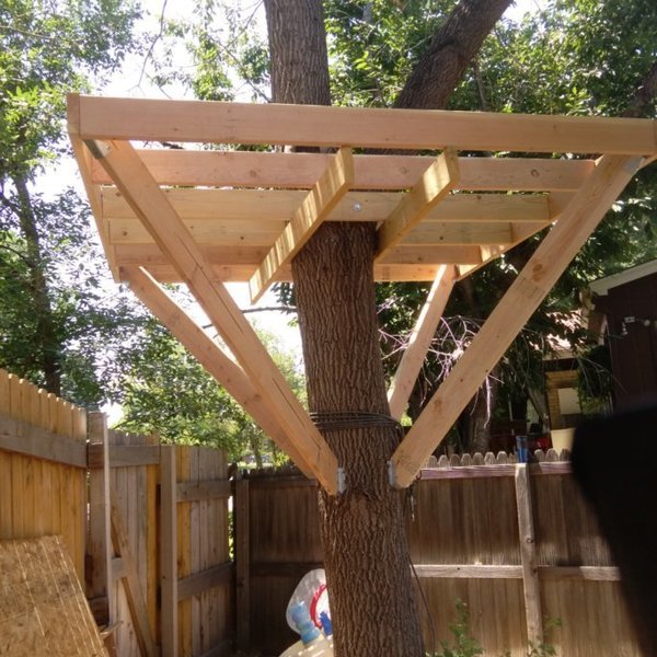 ryobi-nation-crow-s-nest-tree-house-with-trap-door-and-ladder