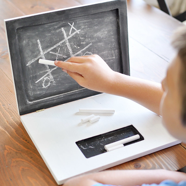 Photo: Laptop Chalkboard