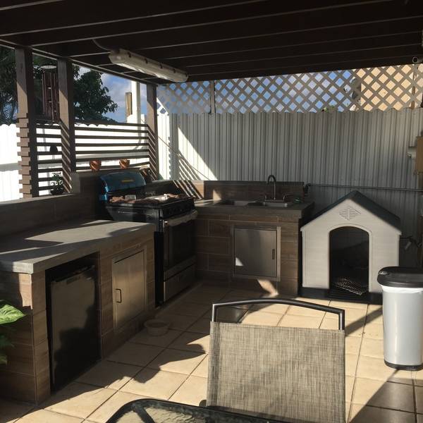 Photo: Outdoor Kitchen & insulated patio pergola