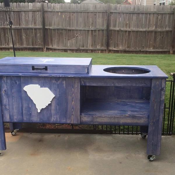 Photo: Grill and cooler Table