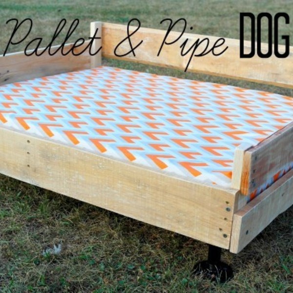 dog bed from pallet wood