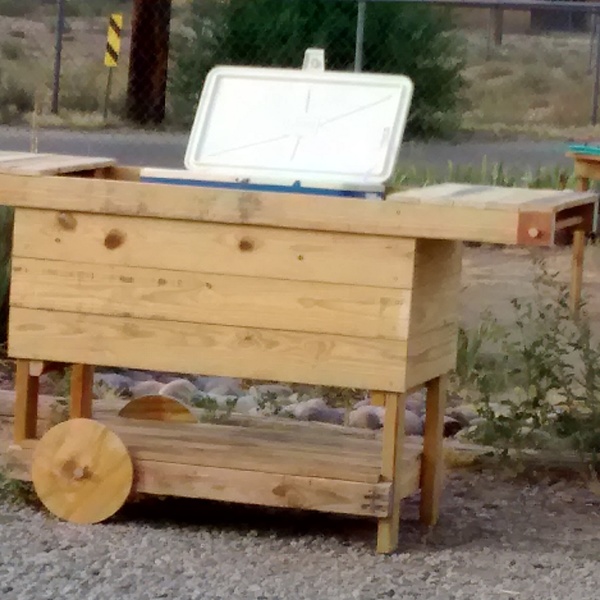 Photo: Pallet Party Station