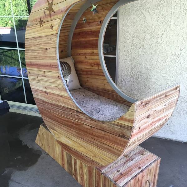 moon bassinet