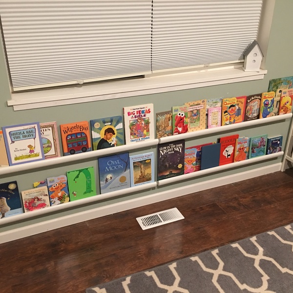 wall book rack for nursery