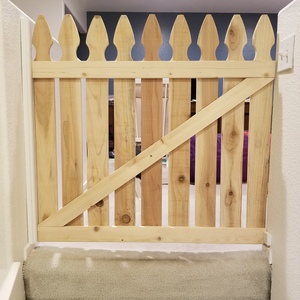 fence baby gate