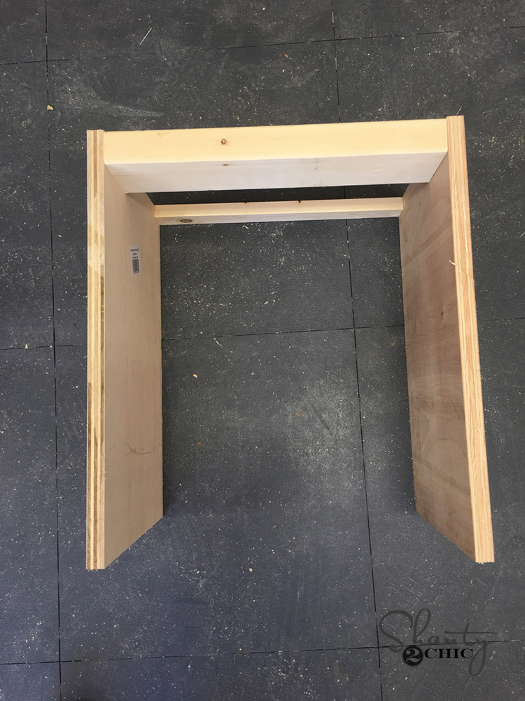 FARMHOUSE VENT HOOD - RYOBI Nation Projects